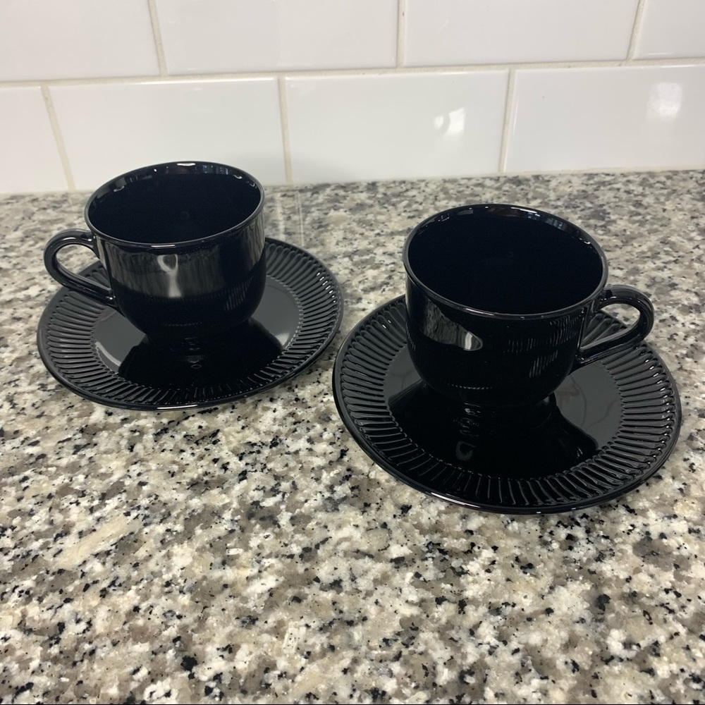 Arcoroc France Martha Stewart Tea Cups and Saucers 4pc